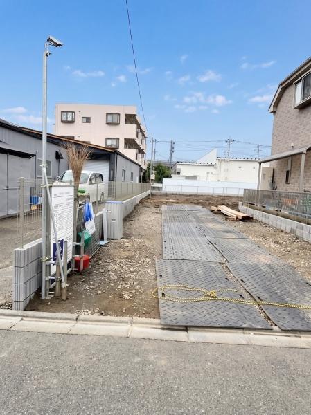 稲城市大丸新築戸建A号棟　カースペース２台分