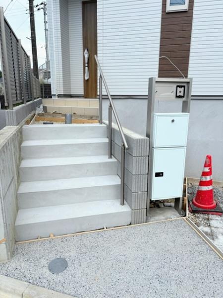 川崎市麻生区片平５丁目　新築戸建　１号棟　ダブルバルコニー