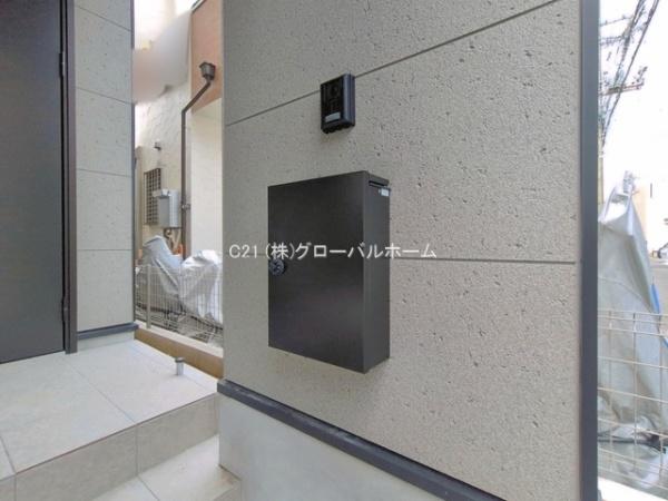 多摩区宿河原　新築戸建　床暖房付き２階リビング