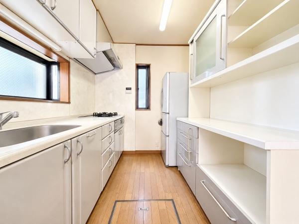 稲城市東長沼の中古一戸建て