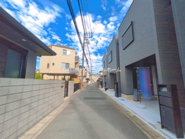 川崎市多摩区菅城下新築戸建　B号棟　2階リビング