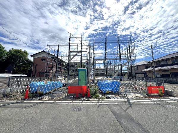 稲城市東長沼新築戸建　1号棟　床暖房付きLDK24帖以上
