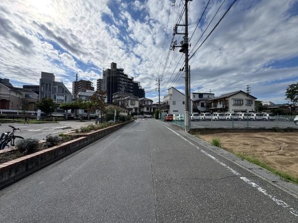 稲城市東長沼新築戸建　2号棟　2階リビング　4LDK