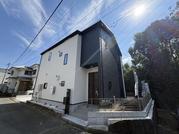 稲城市平尾２丁目新築戸建　WIC２か所　パントリー