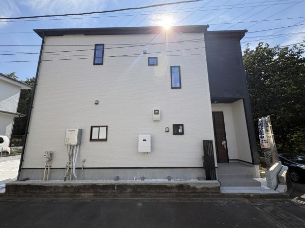 稲城市平尾２丁目新築戸建　WIC２か所　パントリー