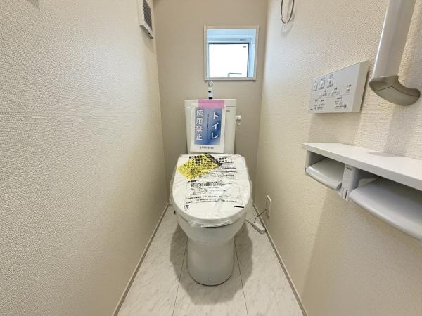 稲城市東長沼新築戸建　２号棟　完成済み