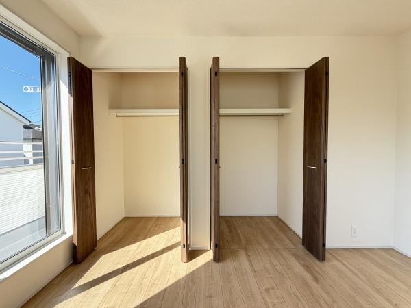 稲城市東長沼新築戸建　２号棟　完成済み