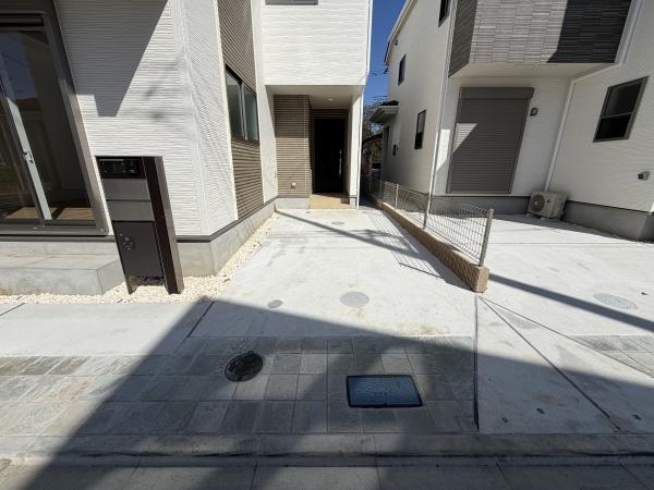 稲城市東長沼新築戸建　２号棟　完成済み