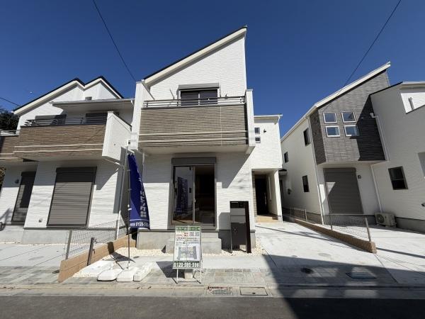 稲城市東長沼新築戸建　２号棟　完成済み