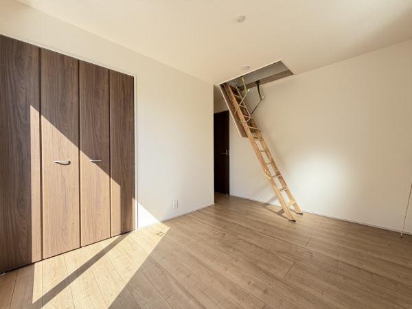 稲城市東長沼新築戸建　９号棟　完成済み