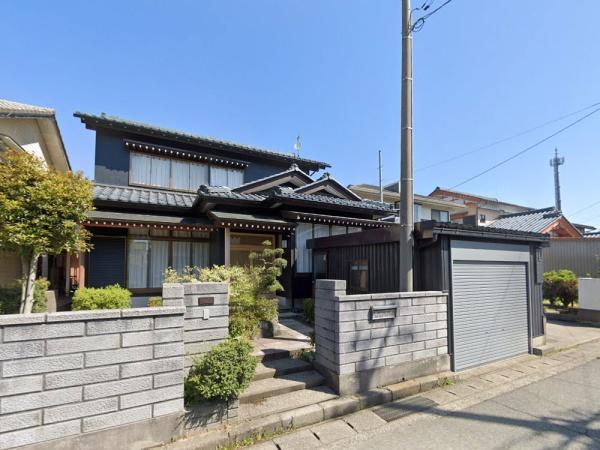 福井市灯明寺町の中古一戸建