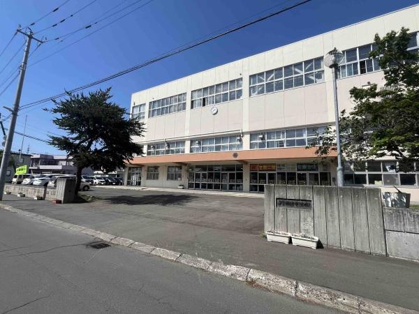 ラピスガーデン新川(新川中学校)