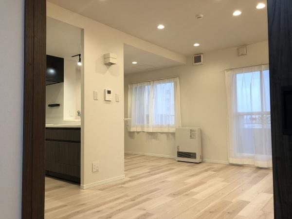 ハウスオブリザ栄町