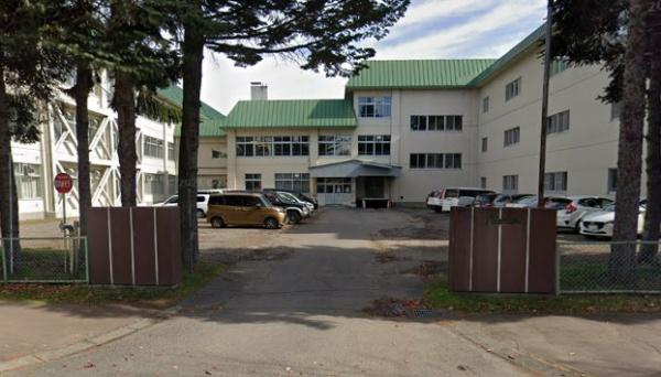帯広市西七条南２４丁目の中古一戸建て(帯広市立帯広第四中学校)