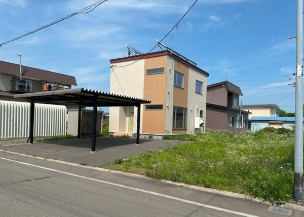 幕別町旭町　太陽光発電搭載　築浅住宅
