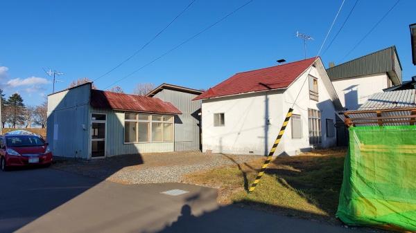 帯広市東15条南3丁目　売地　解体更地渡し　建築条件なし