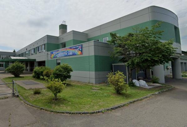 河東郡音更町北鈴蘭南4丁目の土地(音更町立鈴蘭小学校)