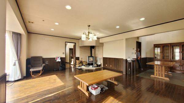 店舗や飲食店や事務所にも♪　帯広市西7条南24丁目　洋風住宅