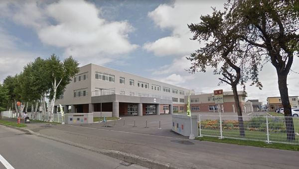 帯広市西十七条北１丁目の土地(帯広市立栄小学校)