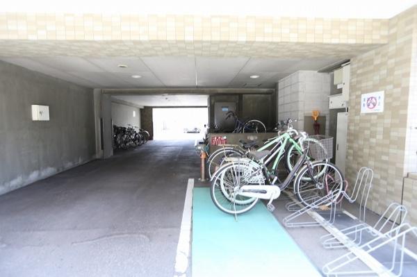 ダイアパレス美術館通