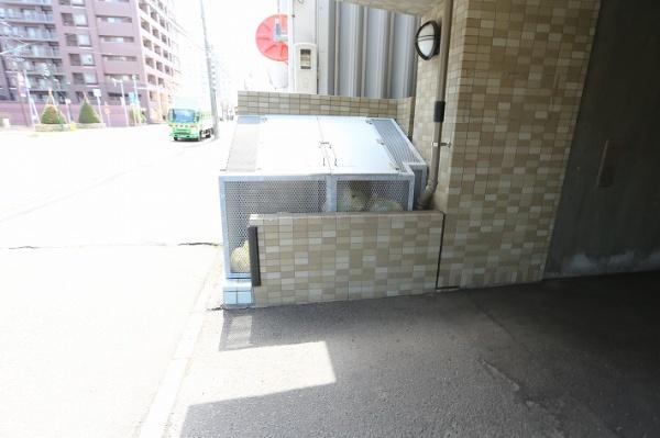 ダイアパレス美術館通
