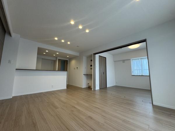 ロイヤルシャトー白石本通