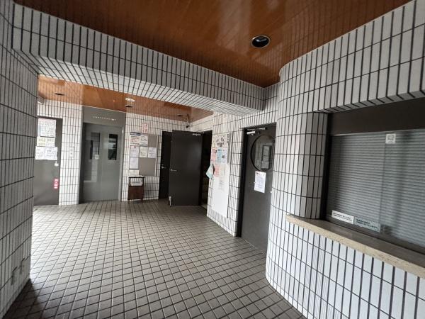 ライオンズマンション中の島通り