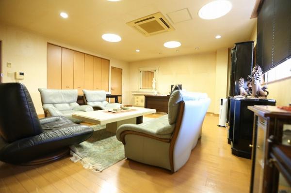 札幌市中央区南四条西１２丁目の中古一戸建て