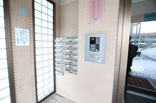 ロイヤルコート大谷地壱番館B
