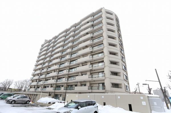 ロイヤルコート大谷地壱番館B