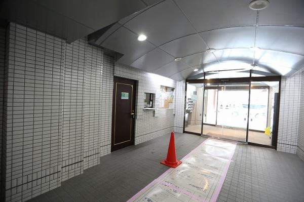 オリンピア大通西１８丁目マンション