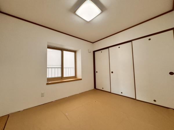 エメラルドグリーン白石中央