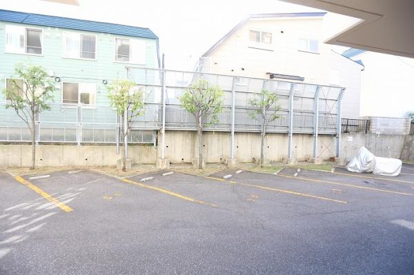 ロイヤルシャトー西岡
