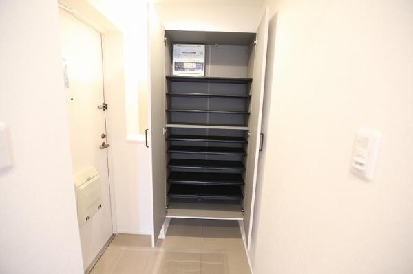 セザール麻生東