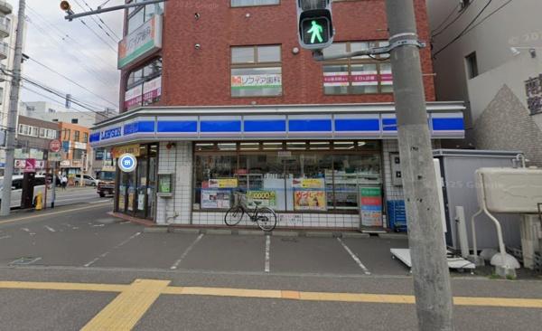 エバメゾン本郷通リーヴノール(ローソン札幌南郷7丁目店)