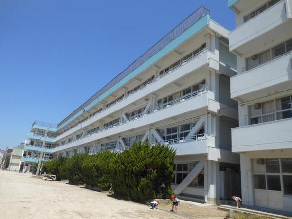 船橋市日の出1丁目 1号棟(船橋市立湊町小学校)