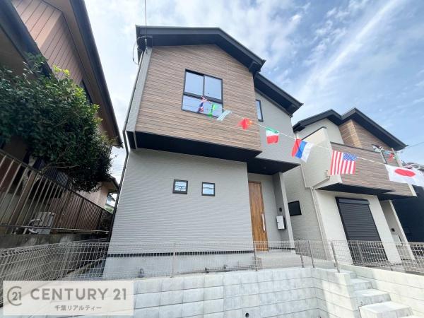 成田市吾妻1丁目　2号棟