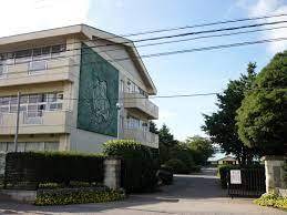 八街市八街に 31号棟(八街市立八街中学校)