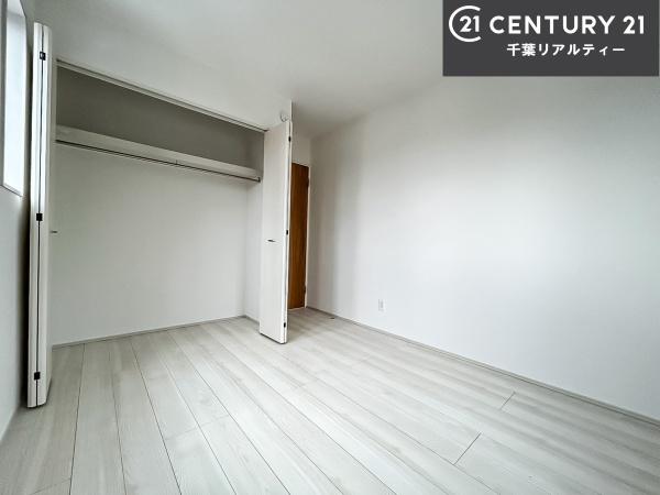 グラファーレ成田市中台2丁目　1号棟