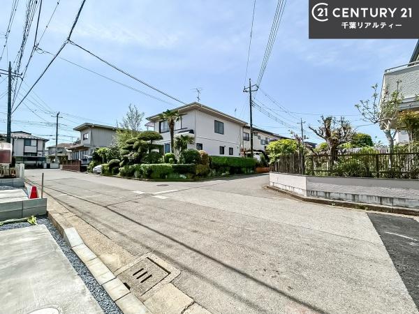 印西市高花5丁目　1号棟
