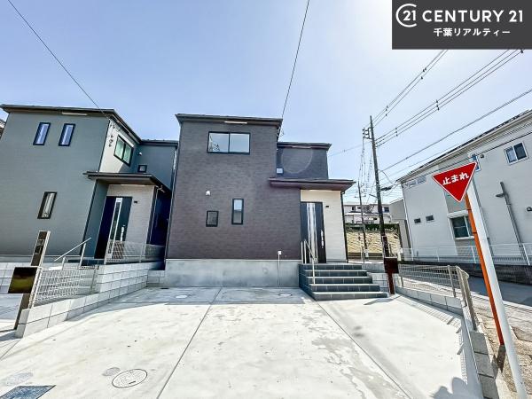 成田市橋賀台1丁目　1号棟
