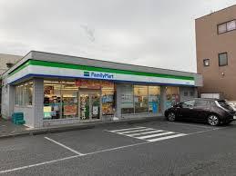 千葉市中央区旭町 2号棟(ファミリーマート千葉鶴沢店)