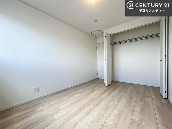 成田市本三里塚　21号棟