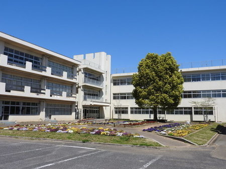グラファーレ成田市中台2丁目 2号棟(成田市立中台中学校)