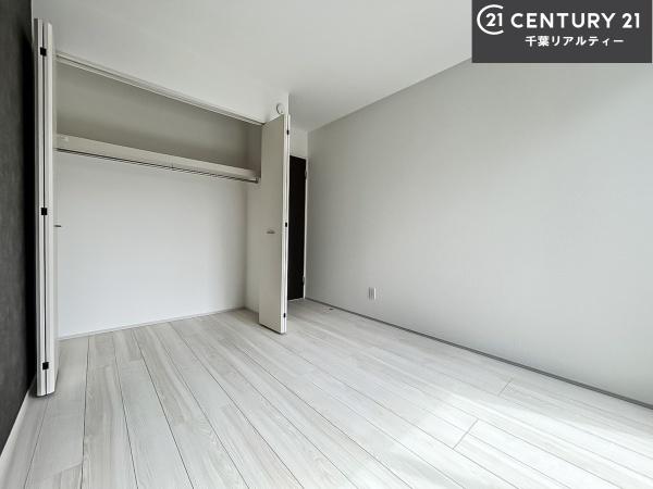 グラファーレ四街道市つくし座2丁目　2号棟