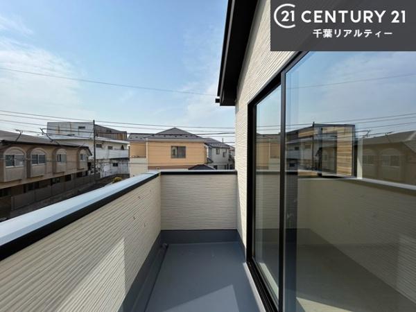 千葉市花見川区浪花町　１号棟
