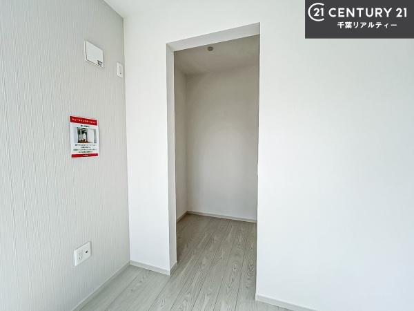 印西市高花6丁目　1号棟