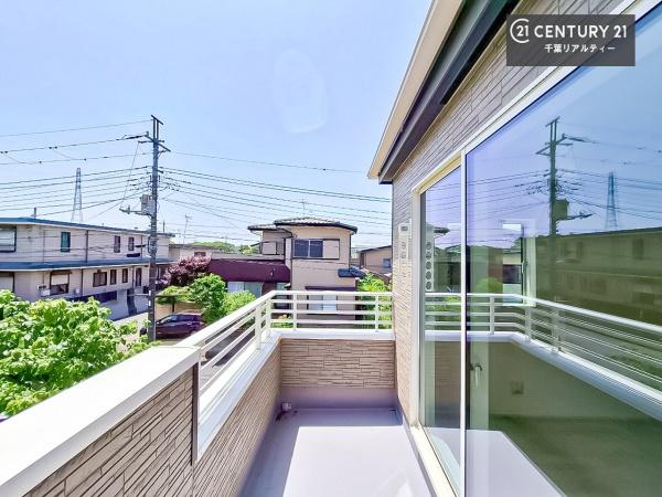 千葉市若葉区千城台東３丁目　２号棟