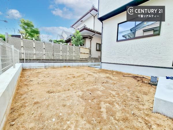 千葉市花見川区浪花町　１号棟