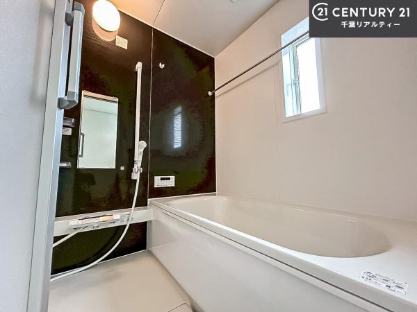 成田市中台4丁目　1号棟